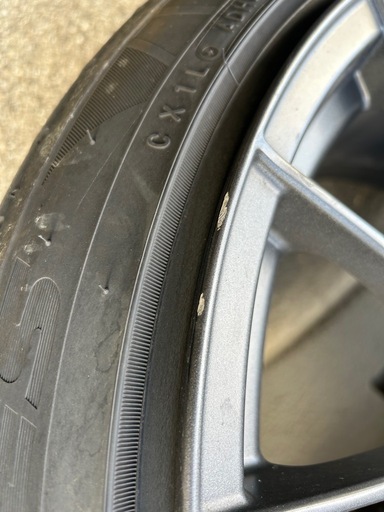 エンケイ　rs05rr 10j+35 20inch 245/40-20 PCD114.3 5穴