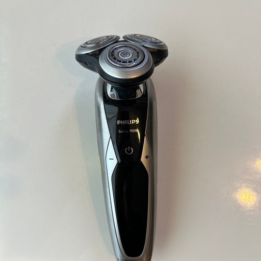 Phillips 電気シェーバー