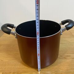 両手鍋 寸胴鍋 22cm ガラス蓋 付属 IH対応 フッ素加工 焦げ付きにくい レッド CUISINEの画像