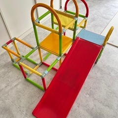 室内ジャングルジム