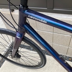 cannondale クロスバイク　定価10万の画像