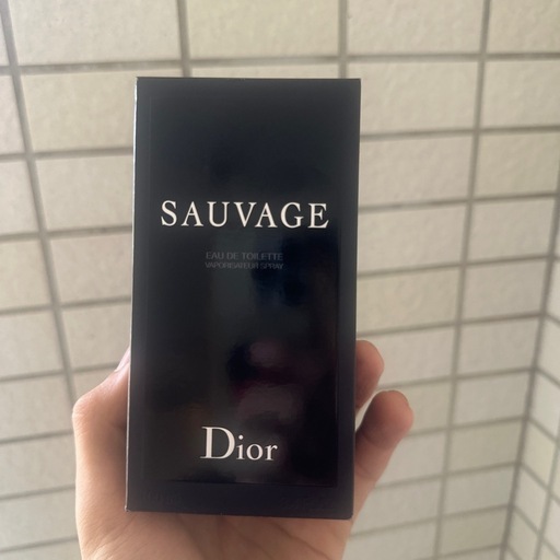 朝７時までに天王寺でお取引できる方！！ソヴァージュ　オードトワレ100ml