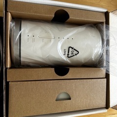 auWi-Fi
ホームルーター HOME L01sの画像