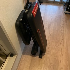 トレーニングベンチ貰ってください