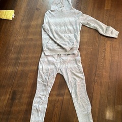上下裏起毛セットアップサイズSタイト気味