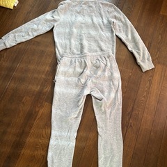 上下裏起毛セットアップサイズSタイト気味の画像