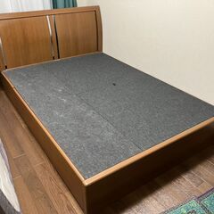 収納付きダブルベッド（フレームのみ）　※品川区引き取り