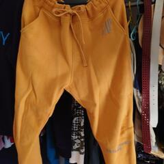 人気GAP光る文字上下の画像