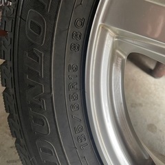 15インチ スタッドレス バリ溝の画像