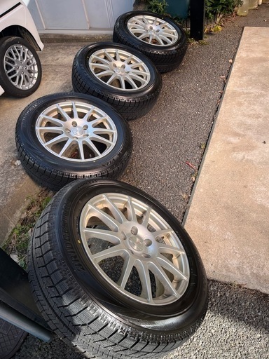 9割残りブリザックVRX 215
/60R17 96s