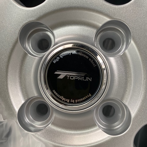 今日まで値段最終決定スタッドレスタイヤ　新品　VRX2  ホイール付　軽自動車　ブリヂストン