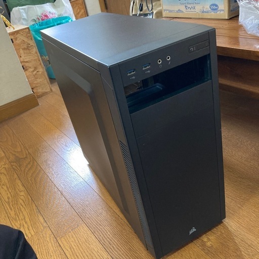 ミドルタワー　PCケース