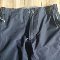 MILLETのゴアテックス　パンツ　フランスの有名アウトドア用品メーカーの画像