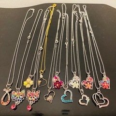 【お話し中】新品　一個50円‼︎ネックレスハート.リボン.花モチーフ