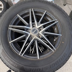 BRIDGESTONE BLIZZAK VRX2!!!215/6...