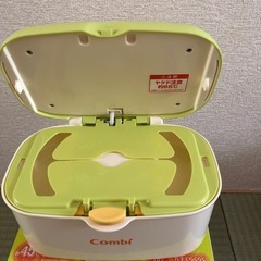 コンビ　おしりふきあたため器の画像
