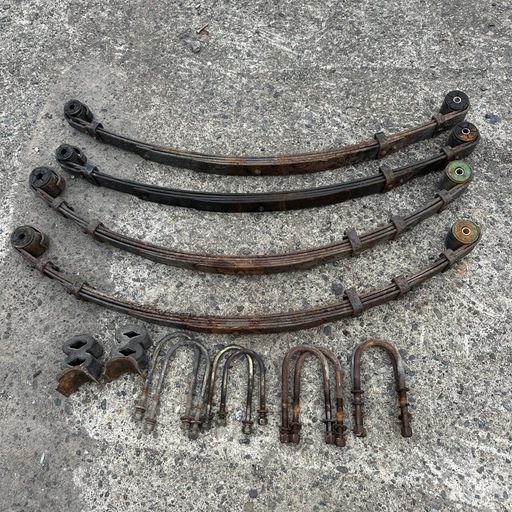 JA11 ジムニー　リフトアップ　社外リーフ