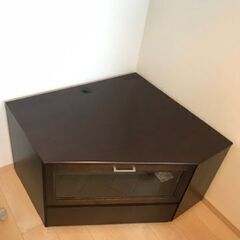 テレビボードの画像