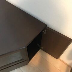 テレビボードの画像