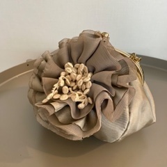 ハンドバッグ　花モチーフ