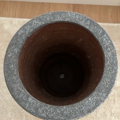 花瓶　セメント　コンクリート調の画像