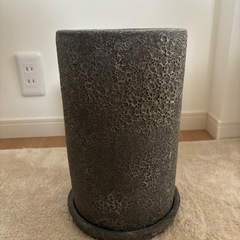 花瓶　セメント　コンクリート調