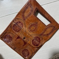 牛革アジアン小物入れ（通帳入れなどに最適サイズ