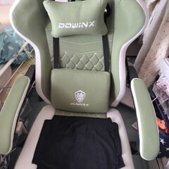 DOWiNX　ハイバック　ゲーミングチェア　オットマン付きタイプ　☆組立済み☆の画像