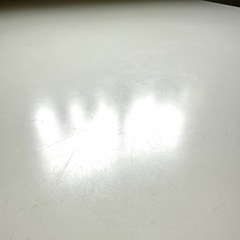 ダイニングテーブルの画像