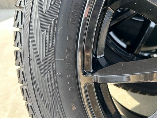 2021年製　225/60R17 アイスガードスタッドレス　岐阜　愛知　デリカ