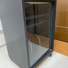 キャスター付本棚　ガラス扉