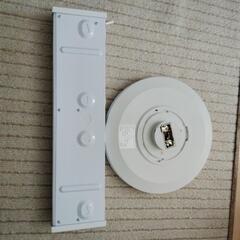 照明器具シーリングと棚下灯の画像
