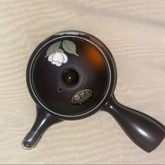 ななこやき茶箱と茶器の画像
