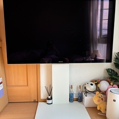 55インチテレビ　壁寄せスタンド付き