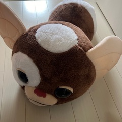 グレムリン  ギズモ寝そべり
ぬいぐるみの画像