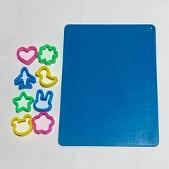 粘土板と型抜き