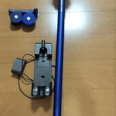 【取引終了】dyson コードレスサイクロン掃除機 V6