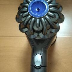 【取引終了】dyson コードレスサイクロン掃除機 V6の画像
