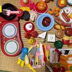 ままごとセットまとめ売りの画像