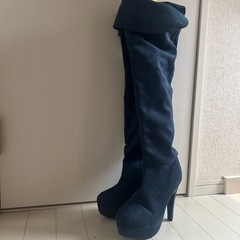 ニーハイブーツの画像