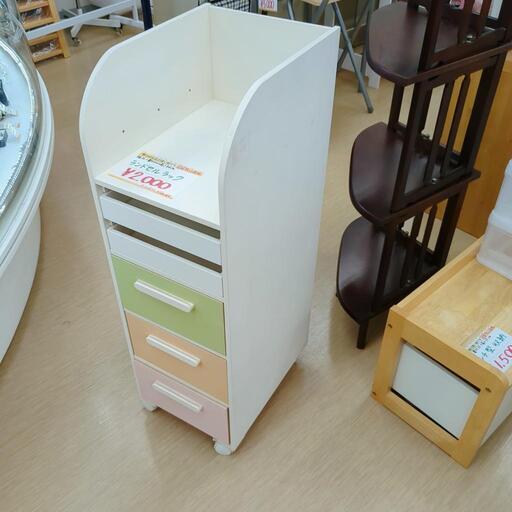 ランドセルラック☆木製・6か所収納、傷・シミあり、ホワイトカラー、【こちらは店舗です。浜村鹿野温泉ICから3分 買取本舗 宮本リサイクル 営業時間9～19時 定休日水曜のみ←連絡できませんm(_ _)m】
