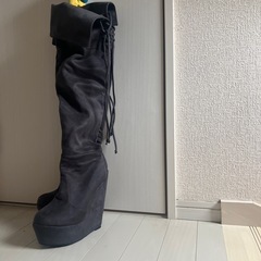 ニーハイブーツの画像