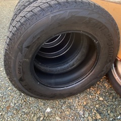 スタッドレス　ブリヂストン　DMV2　215/70r16の画像