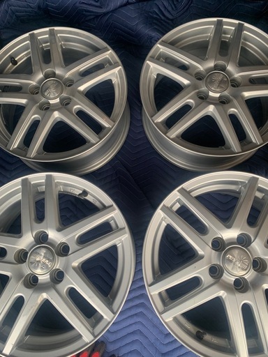 [商談中]さらに値下げ【中古】中古ホイール 15インチ 4本セットウェッズ RAVRION(ラブリオン)15x6J/+45/100/5Hシルバー/スポーク