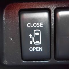 ⛄お買得価格‼⛄ローン通りやすいです❗️修復歴無●実走行47,900㎞●左側パワースライドドア●平成22年ラフェスタ　ハイウェイスター　純正HDDナビ　フルセグTV　サイド・バックカメラ　インテリキー　ETC　予備検査付の画像