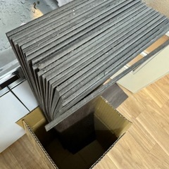 【本日限り】フロアタイル　約6畳分　置くだけ　