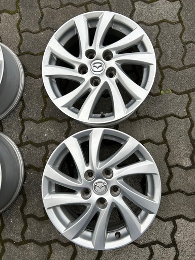 商談中　マツダ　16インチ純正アルミホイール　4枚　16×6.5J OFF52.5