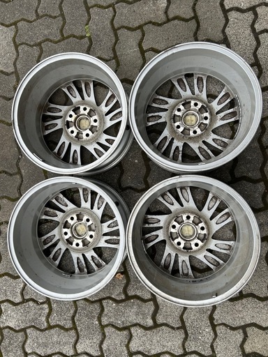 商談中　マツダ　16インチ純正アルミホイール　4枚　16×6.5J OFF52.5