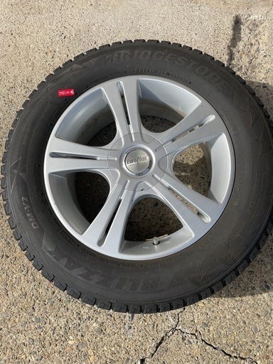 スタッドレスタイヤ、アルミホイール付き4本