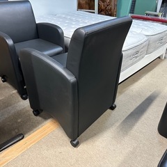 ４本セット キャスター付きソファ　プラス　ネクシスソファ　実売12万の画像